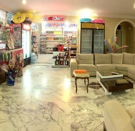 Hotel Odeon Apart *